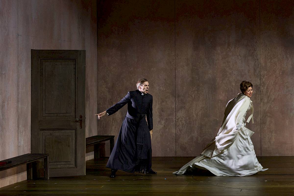 manon_wa_c_herwig_prammer_r1_1540.0x800