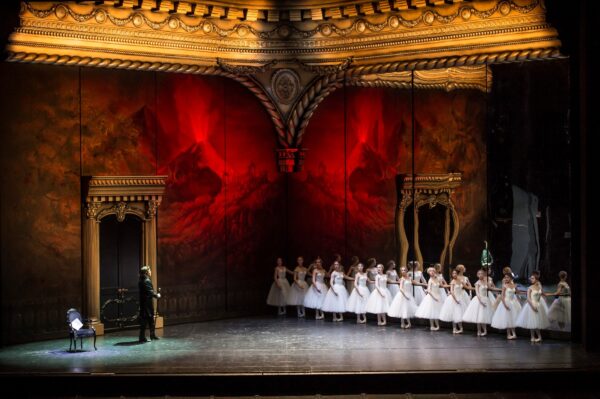 LES VÊPRES SICILIENNES | Royal Opera House