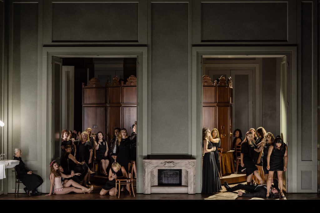 Couverture TRAVIATA